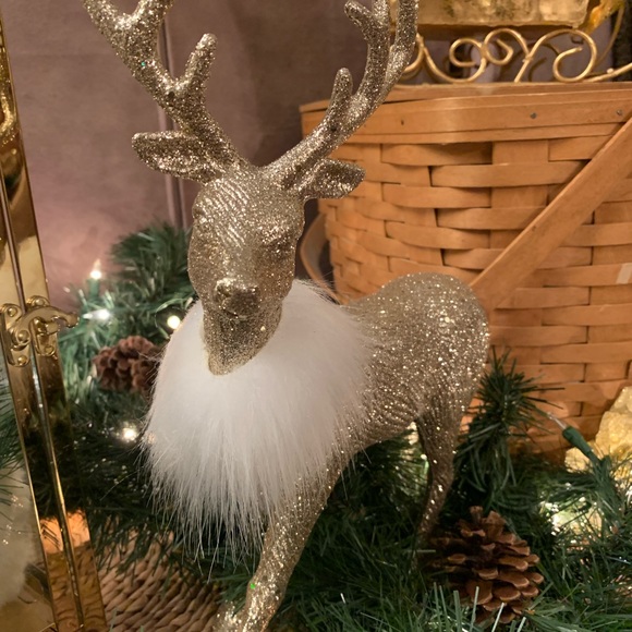 Christmas reindeer - gold sparkle / white fur - free standing - Picture 6 of 6